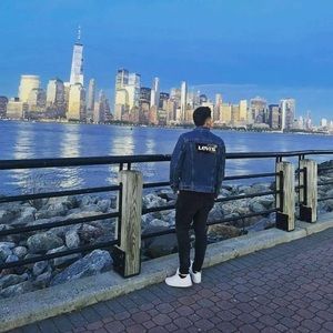 Meet your Posher, Esteban